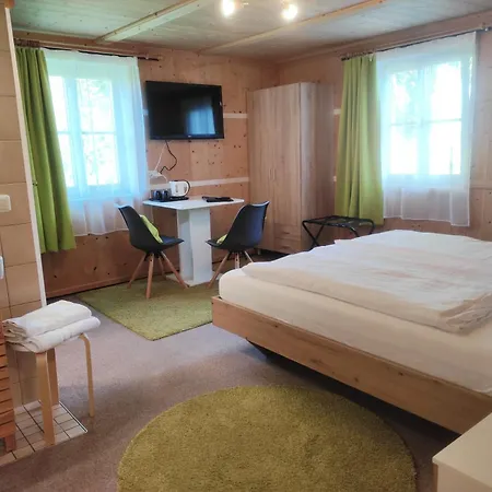 Weisser Hirsch Bed and breakfast